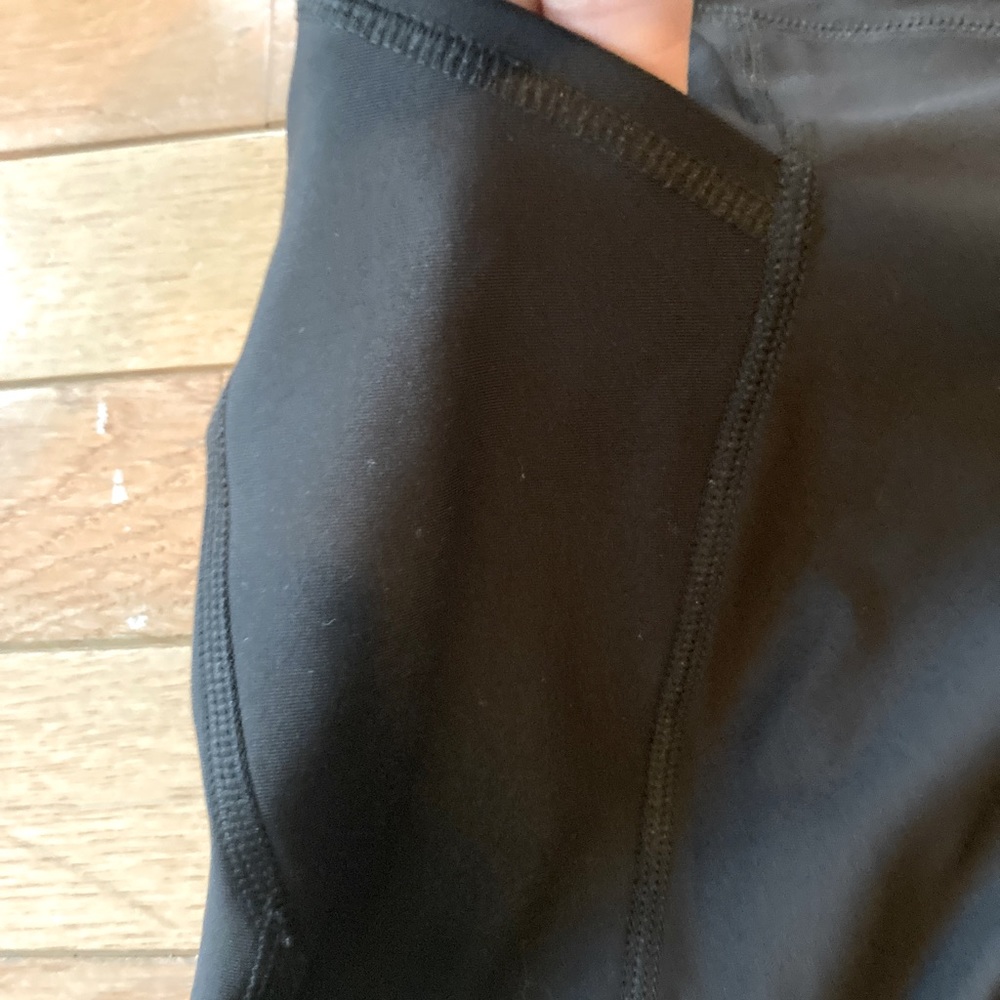 NWOT Old Navy high waisted mesh panel crop leggings - Picture 11 of 13